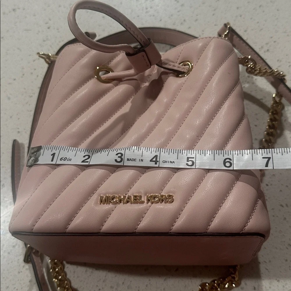 Michael Kors Light Pink Quilted Crossbody Bag - Picture 13 of 15